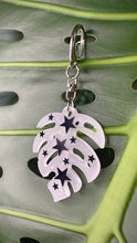 Load image into Gallery viewer, Keychain Monstera White Constellation
