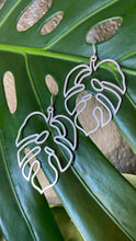 Load image into Gallery viewer, Monstera Earrings (Silver)
